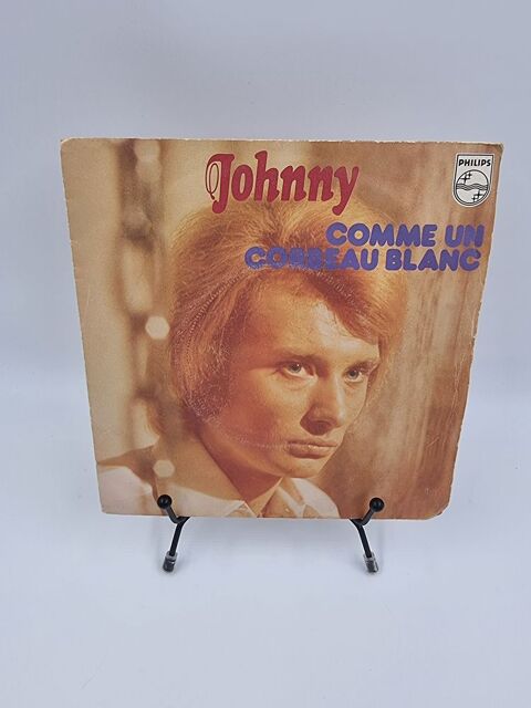 Vinyle 45 tours Johnny Hallyday : Comme un Corbeau Blanc 2 Vulbens (74)