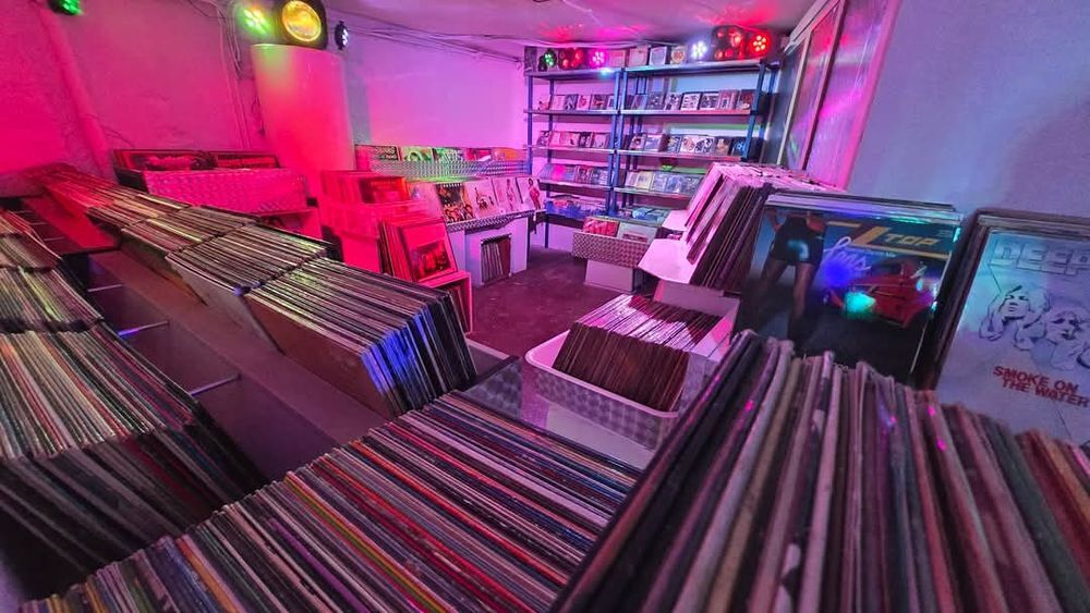 Lot disque vinyle album 33 tours Maxi 45 vendu a l unit&eacute; CD et vinyles
