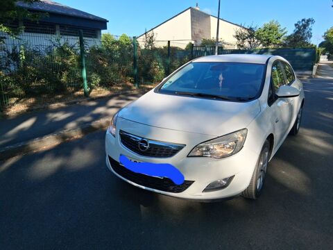 Opel astra 1.7 CDTI 110 ch FAP Connect Pack