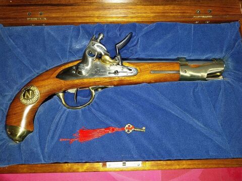Pistolet commmoratif Napolon 1804/2004 an IX 800 Tournefeuille (31)