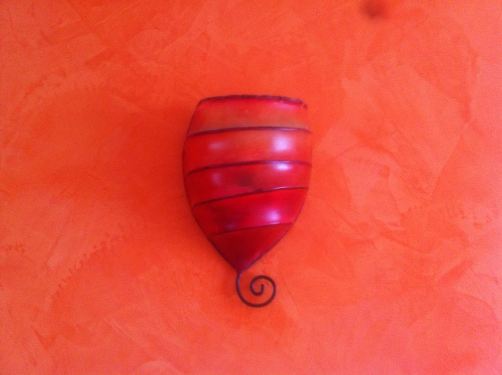 Appliques en peau de ch&egrave;vre et fer forg&eacute; Décoration