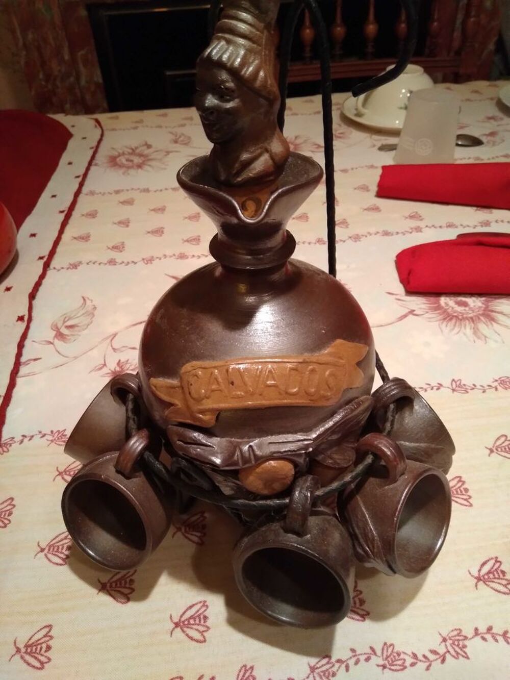 SERVICE &agrave;€ CALVADOS EN GR&agrave;ˆS ACHETE &agrave;€ FECAMP EN 1978 EN PARFAIT ETAT. Décoration