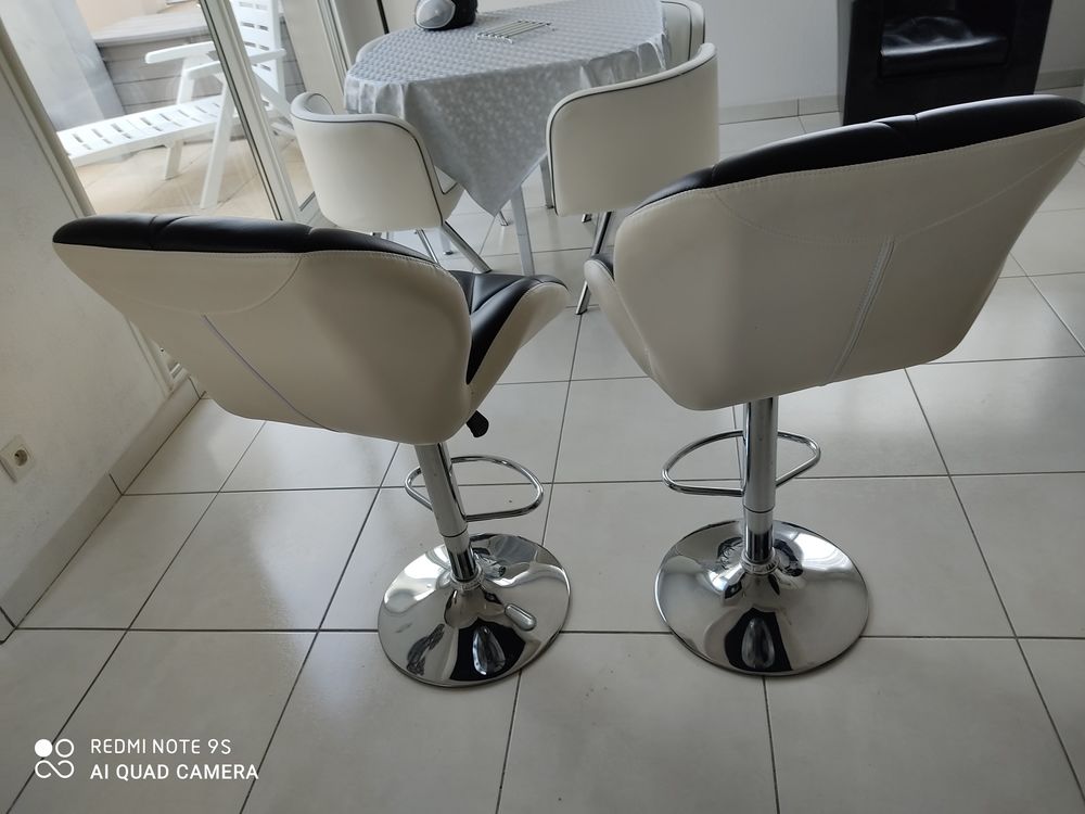 deux fauteuils bar Meubles