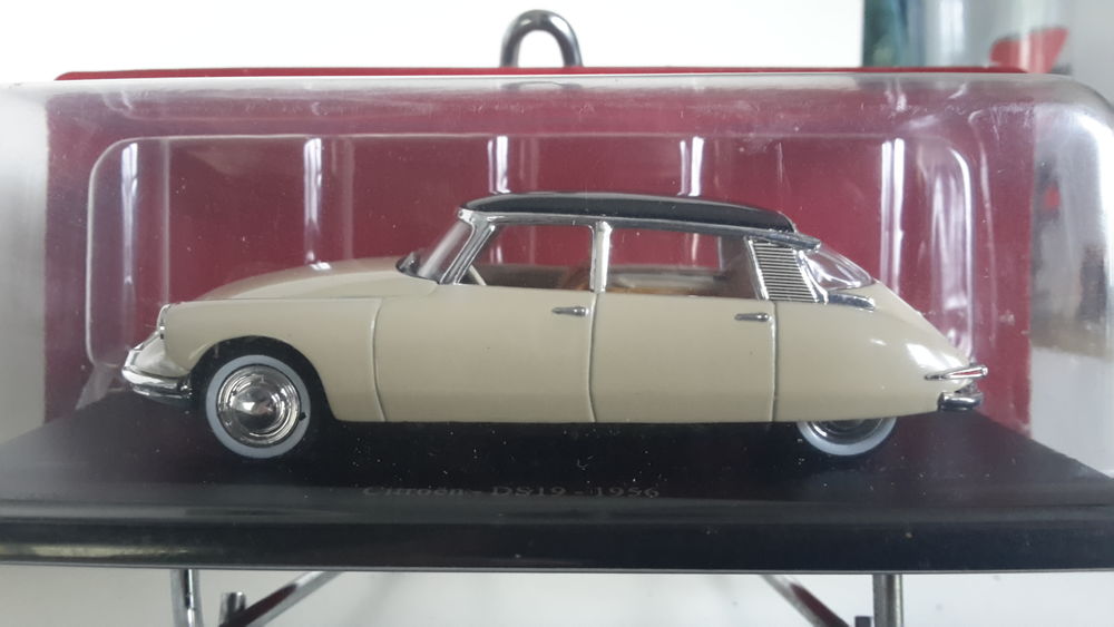VOITURES MINIATURES - LOT N&deg; 5
