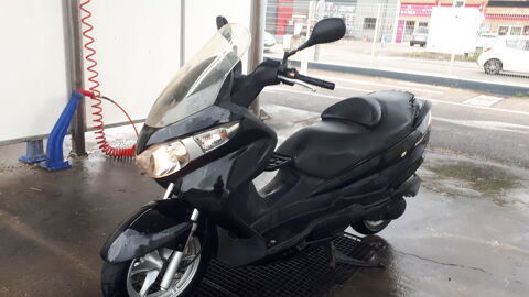 Scooter SUZUKI 2009 occasion Montélimar 26200