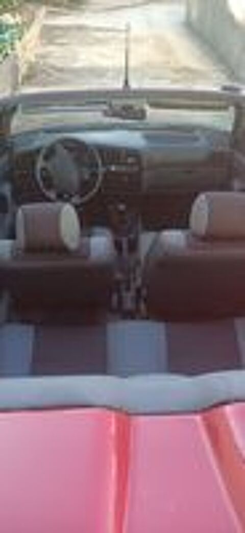 R19 19 Cabriolet 1.8i 1994 occasion 30000 N&icirc;mes