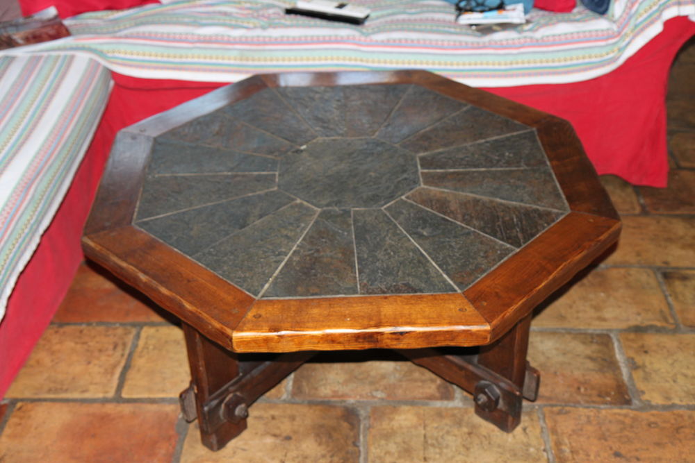 TABLE BASSE OCTOGONALE Meubles