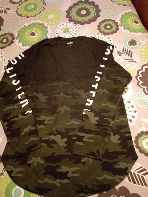 T-shirt  HOLLISTER 6 Strasbourg (67)