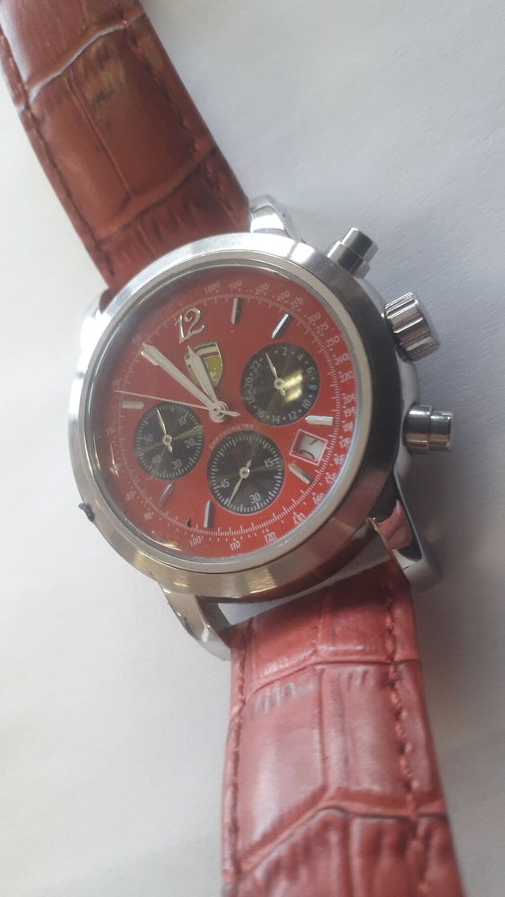 LOT DE 8 MONTRES MARQUES DIVERSES Bijoux et montres