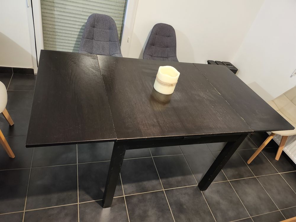 Table a manger en bois Meubles