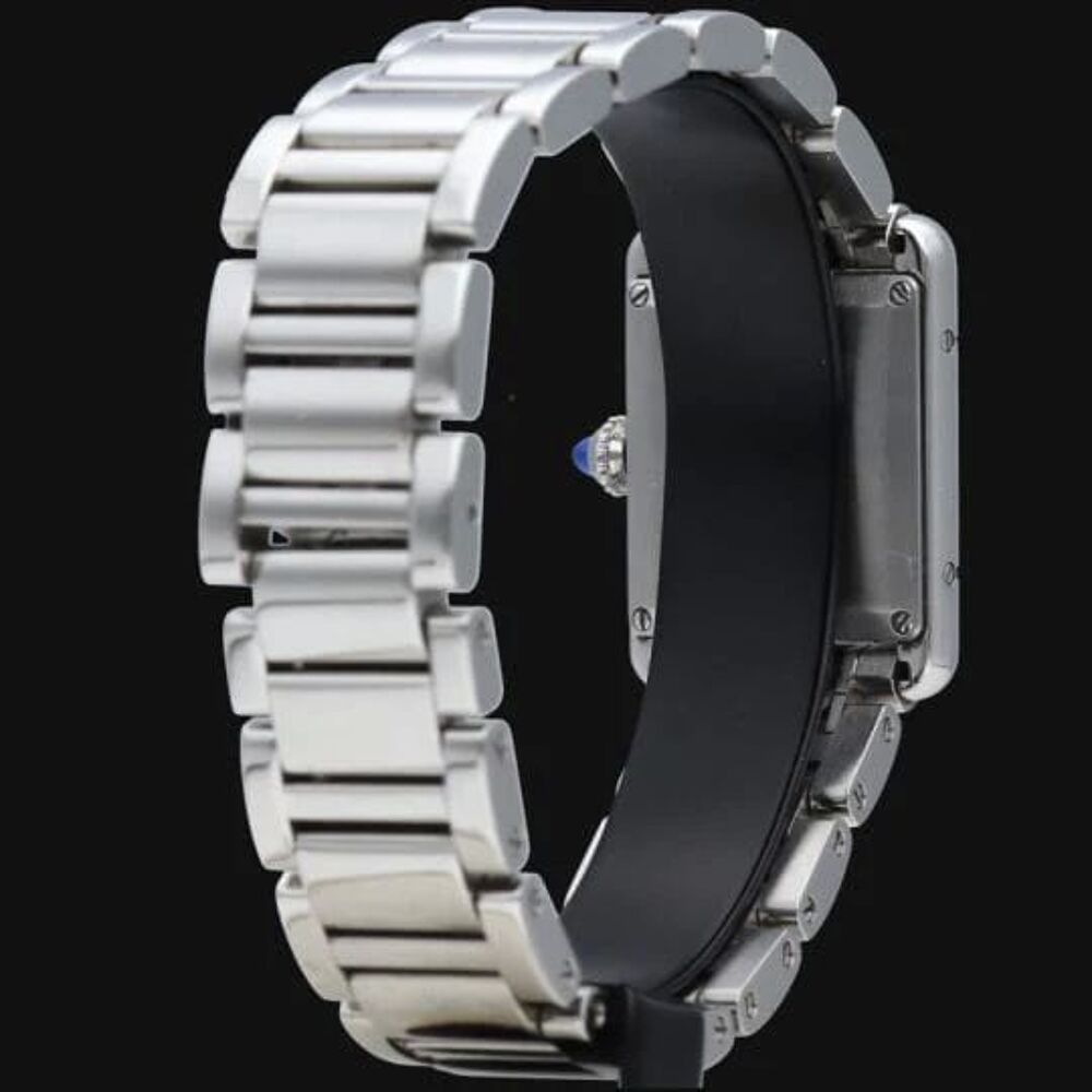 une Cartier Tank Solo classique, tr&egrave;s bonne &eacute;tat Bijoux et montres