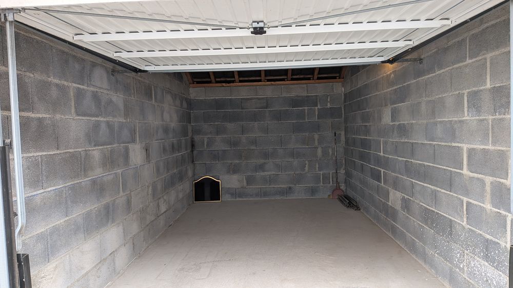 Vente Parking/Garage GARAGE FERME LONS 16,5 m2 Lons