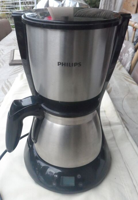 Cafetière Philips HD7470 très peu servie, en très bon état 40 Castries (34)