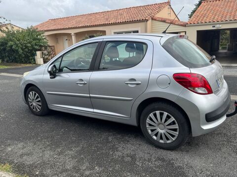 Peugeot 207 + - 1.4 HDI ACCES 70 FAP BLUE LION