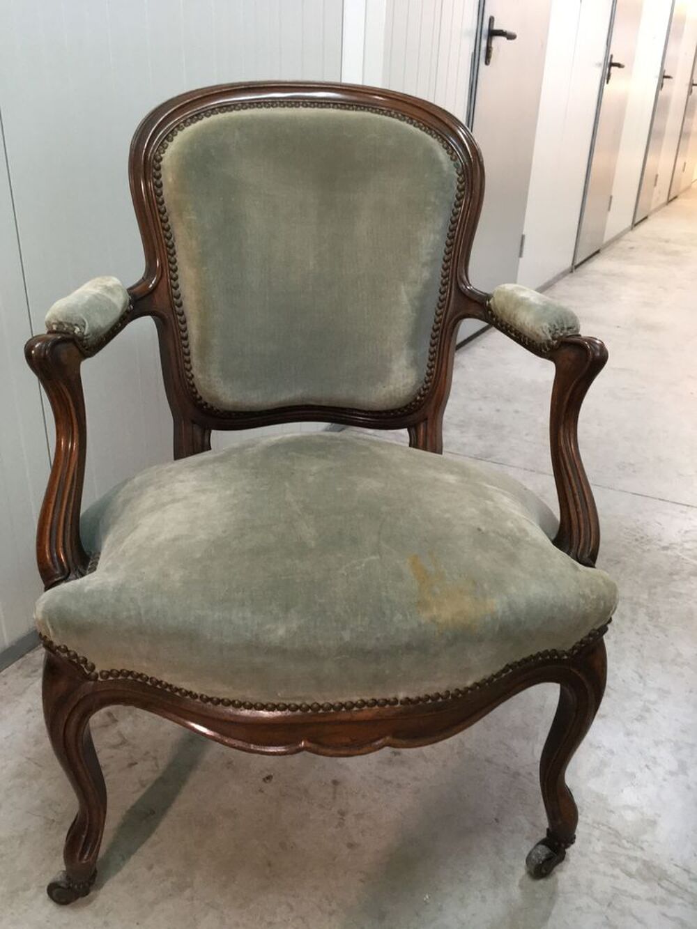 Fauteuil ancien assise velours bleu Meubles