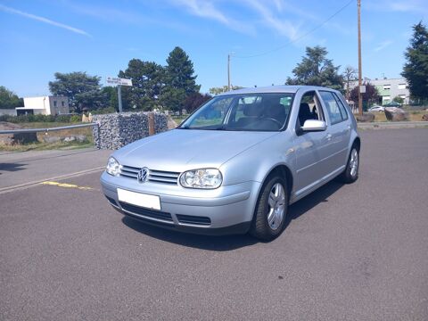 Volkswagen golf 1.6i Confort