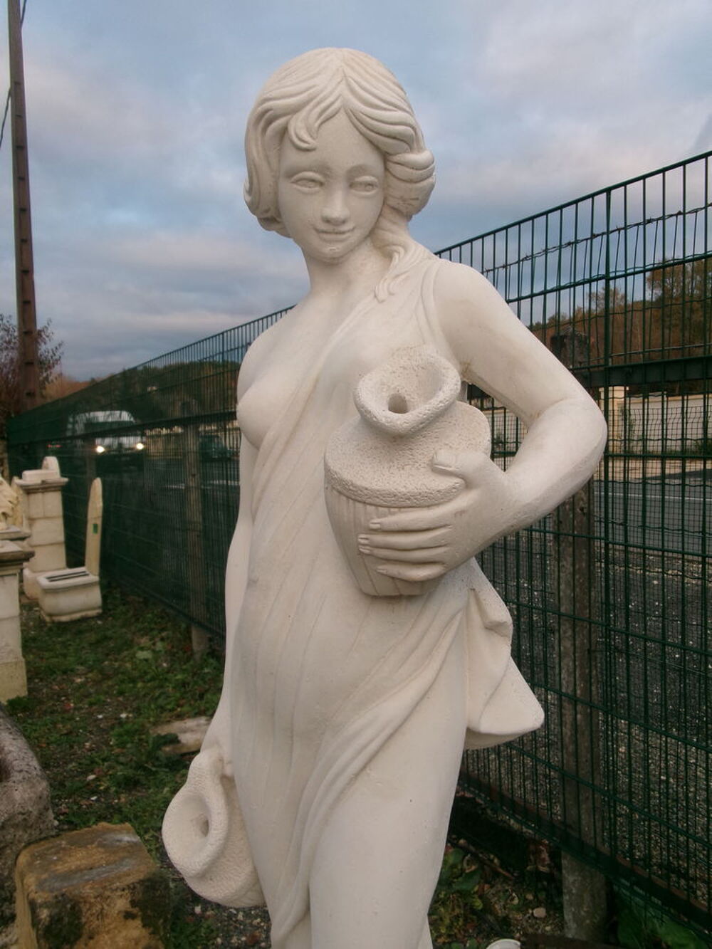 Statue femme aux cruches, en pierre reconstitu&eacute;e Décoration