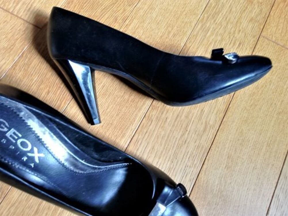  Escarpins noirs cuir Geox talons 9 cm T 38 Chaussures