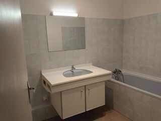  Maison à louer 3 pièces 70 m² Niort