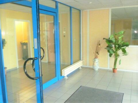 3 Bureaux individuels Parc d'activité à Sars et Rosières accès direct sortie A23 300 59230 Sars-et-rosires