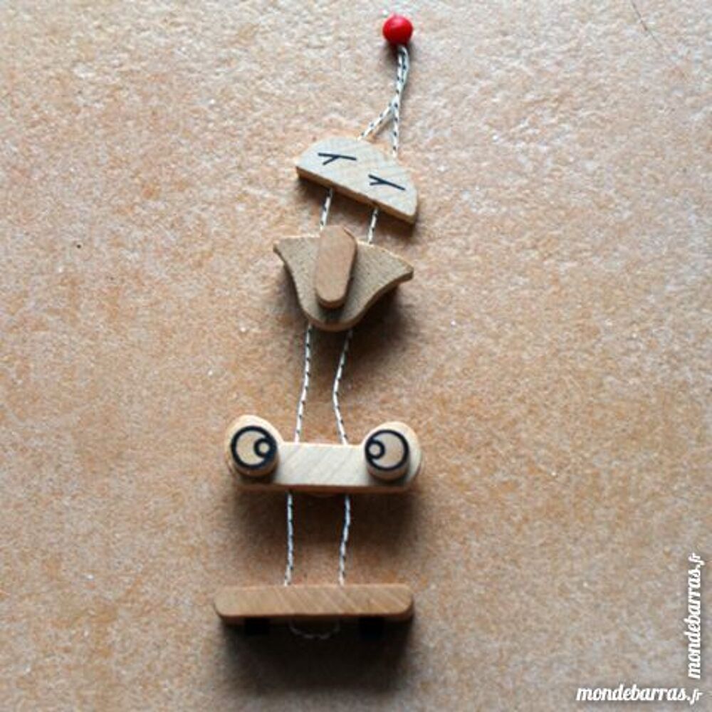 Porte-cl&eacute;s "v&eacute;hicule articul&eacute;" en bois Maroquinerie