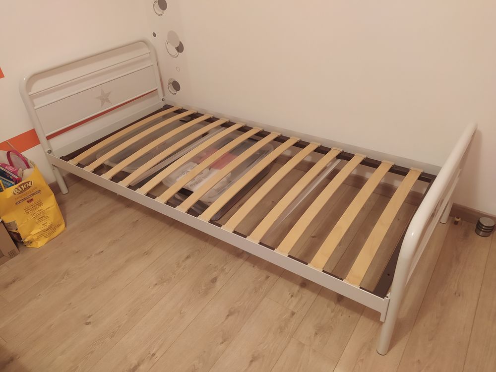 lit 90/190cm blanc en acier Meubles
