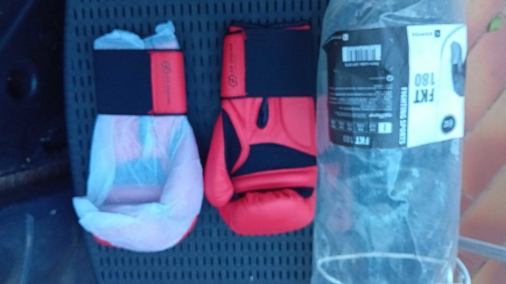 gants de boxe NEUFS FKT 180 Sports