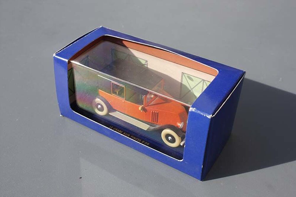 Voiture tintin ? le taxi rouge renault nn ann&eacute;e 20 
