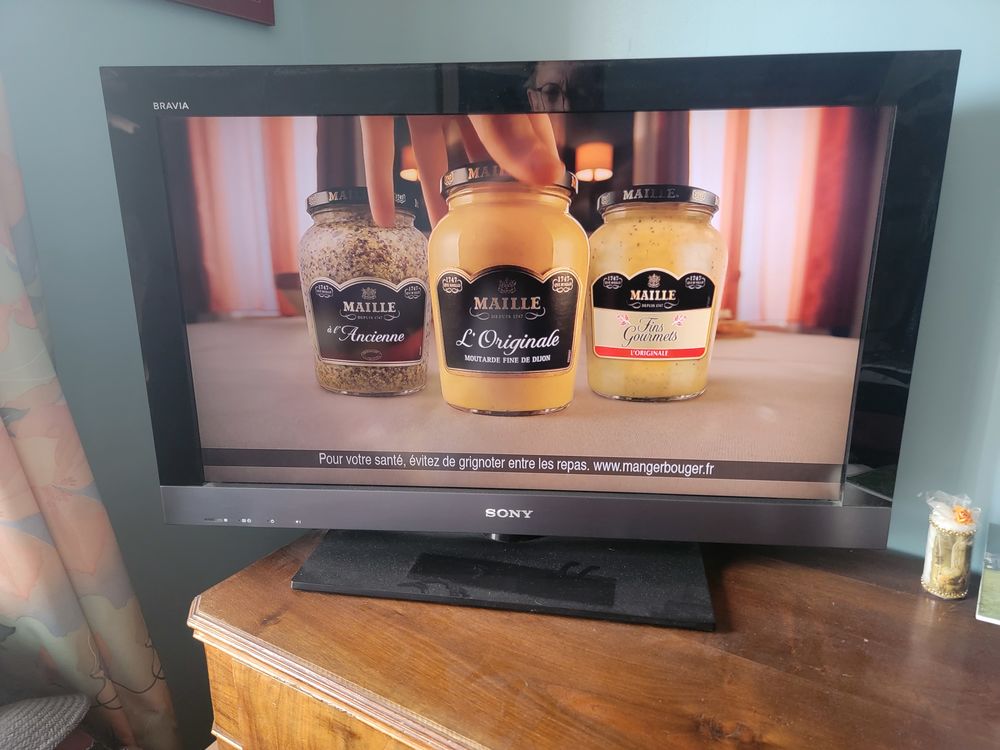 Tv 80 cm marque sonny Bravia Photos/Video/TV