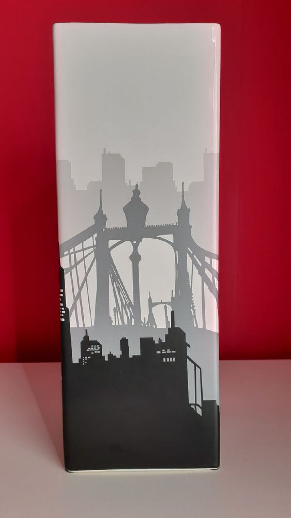 Grand vase carr&eacute; Dcoration