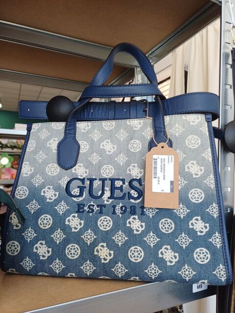 CABAS GUESS 40 La Garde (83)
