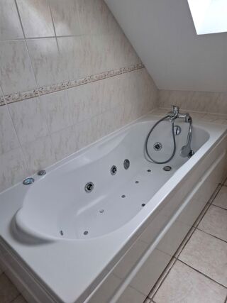  Maison à louer 7 pièces 155 m²