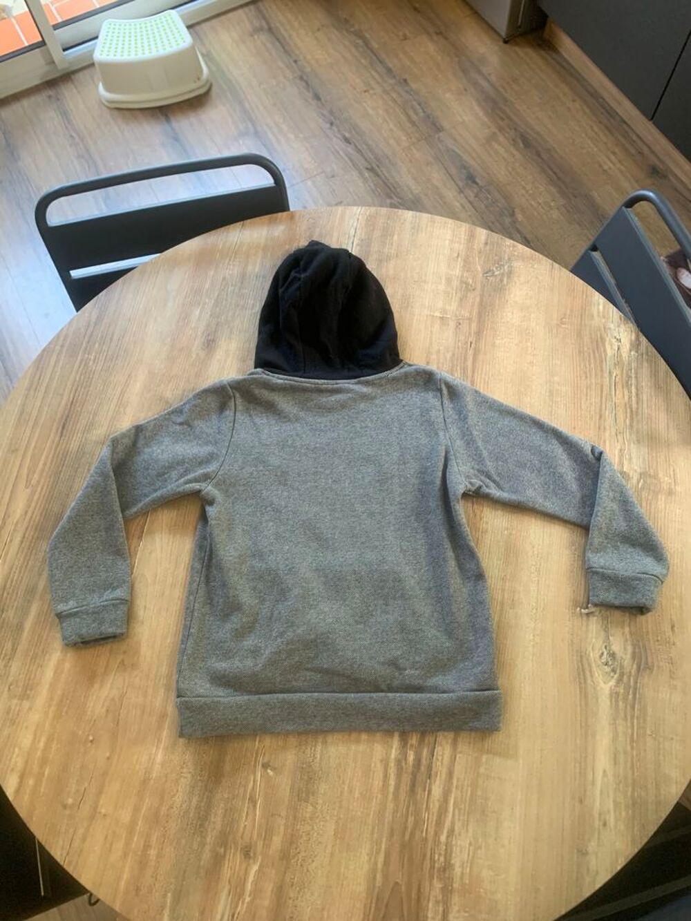Sweat capuche enfant gar&ccedil;on " Skate boarder Vêtements enfants