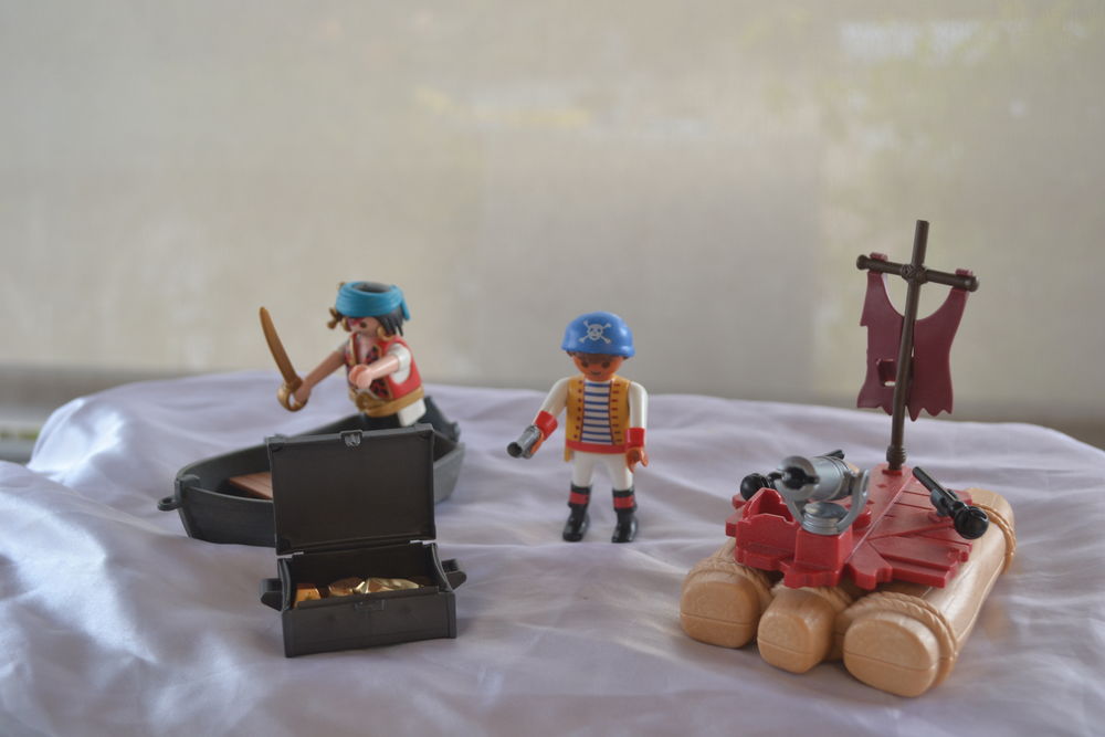 PLAYMOBILS - FIGURINES PIRATES Jeux / jouets