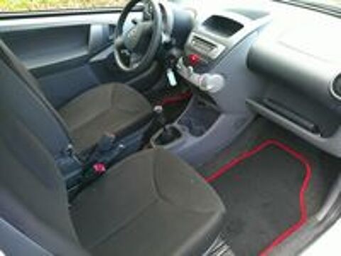 Aygo 1.0vvt-i 70cv 2012 occasion 42100 Saint-Etienne