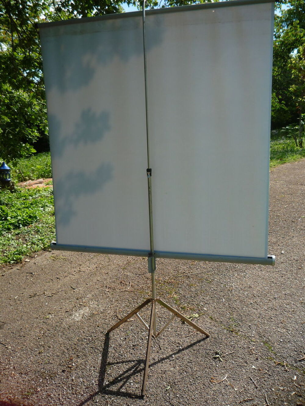 Ecran de projection sur pied/diapositive/cin&eacute;ma Bricolage