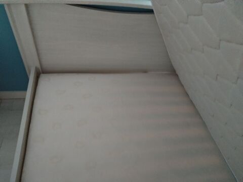 lit 1 personne. 90 *190 100 La Chapelle-Launay (44)