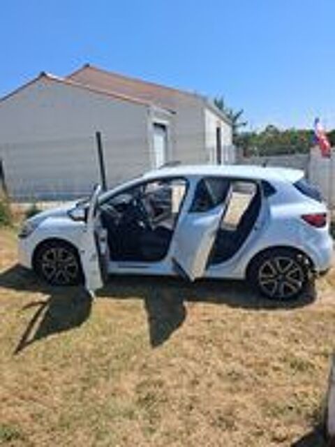 Clio IV TCe 90 eco2 Trend 2015 occasion Semussac