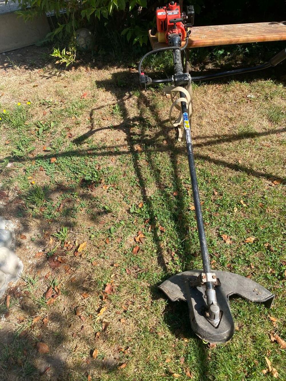 d&eacute;broussailleuse, 40 € d&eacute;broussailleuse, 40 € Jardin