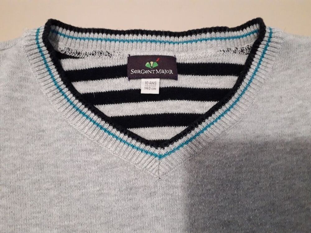 pull gris en coton Sergent Major 10 ans - TBE Vêtements enfants