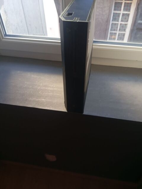 Xbox one avec manette 120 Graulhet (81)