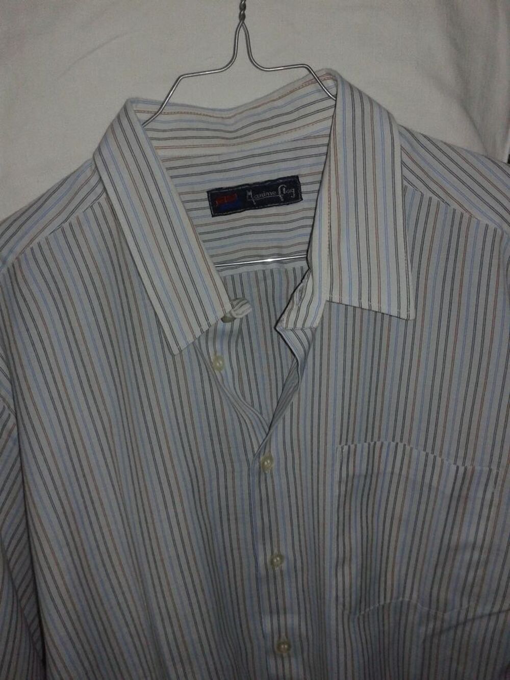  
chemises neuves manches longues Vêtements