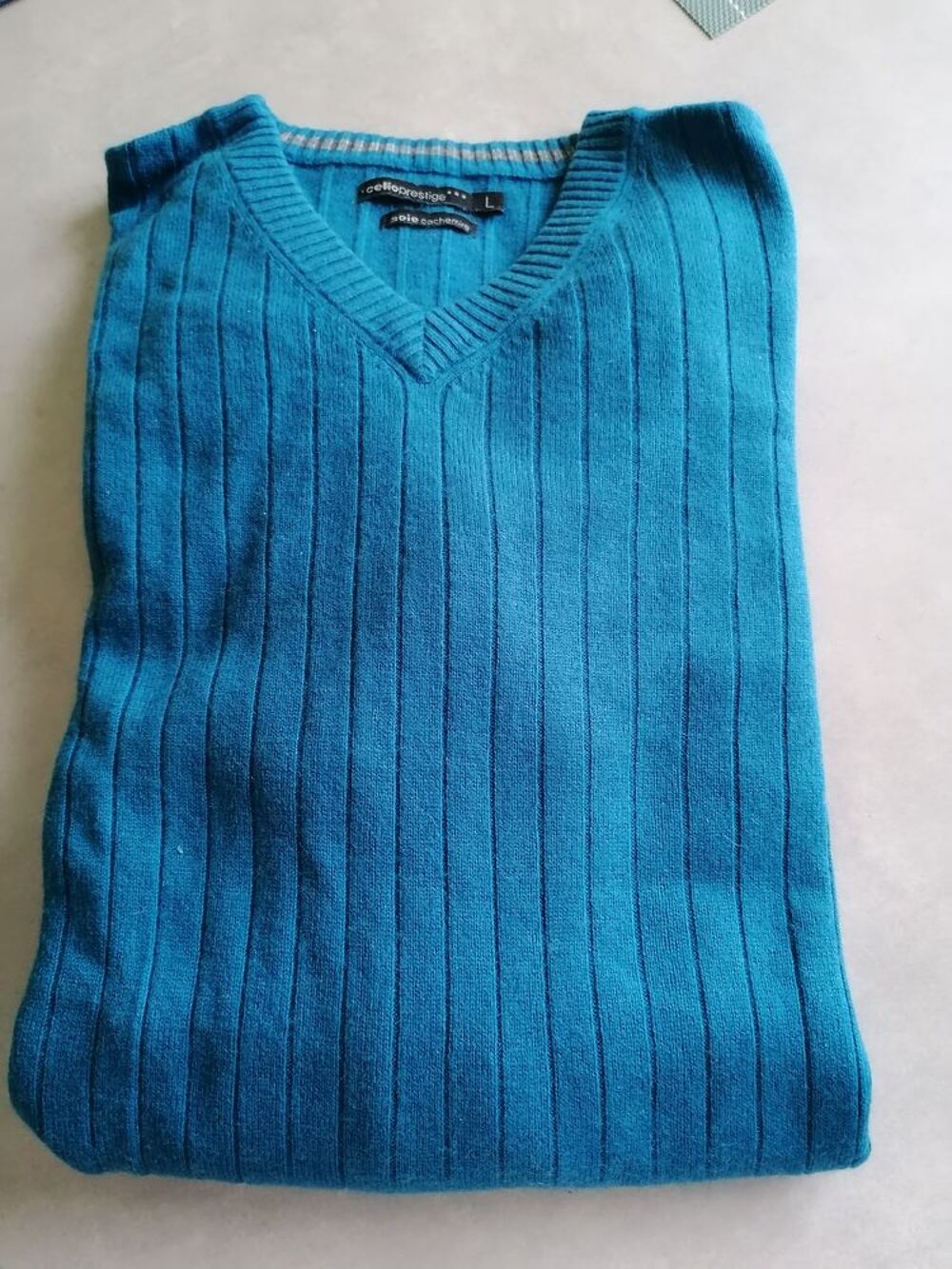 3 pulls homme Vêtements
