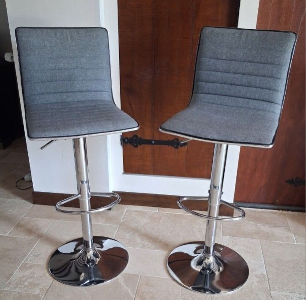 2 TABOURETS DE BAR Meubles