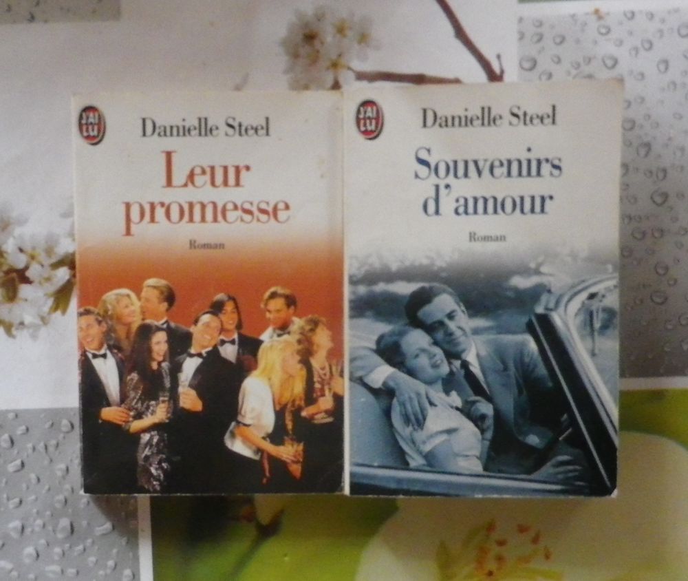 LOT DE 4 ROMANS DE DANIELLE STEEL Livres et BD