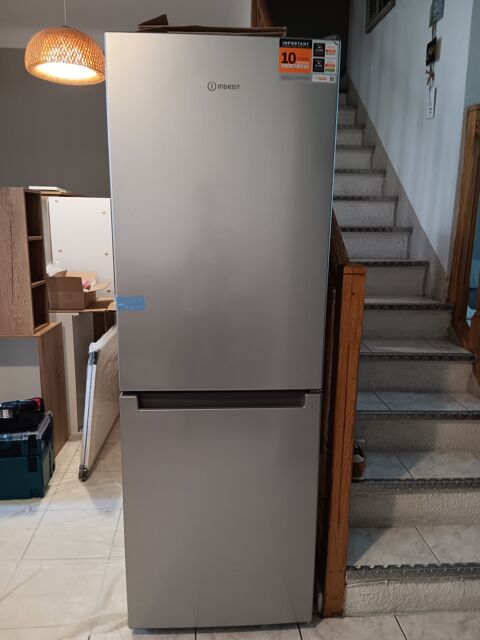 Rfrigrateur conglateur Indesit  500 Marseille 7 (13)