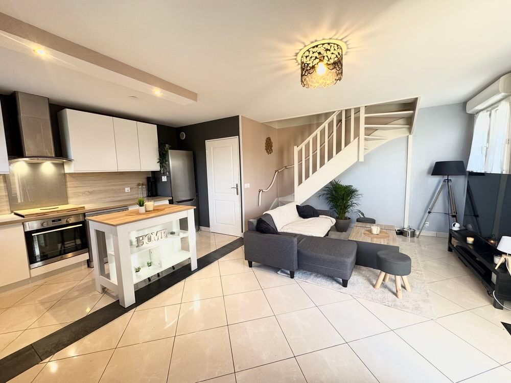 Vente Maison Rare à Tigery - Appartement comme une maison, avec jardin. Montpellier