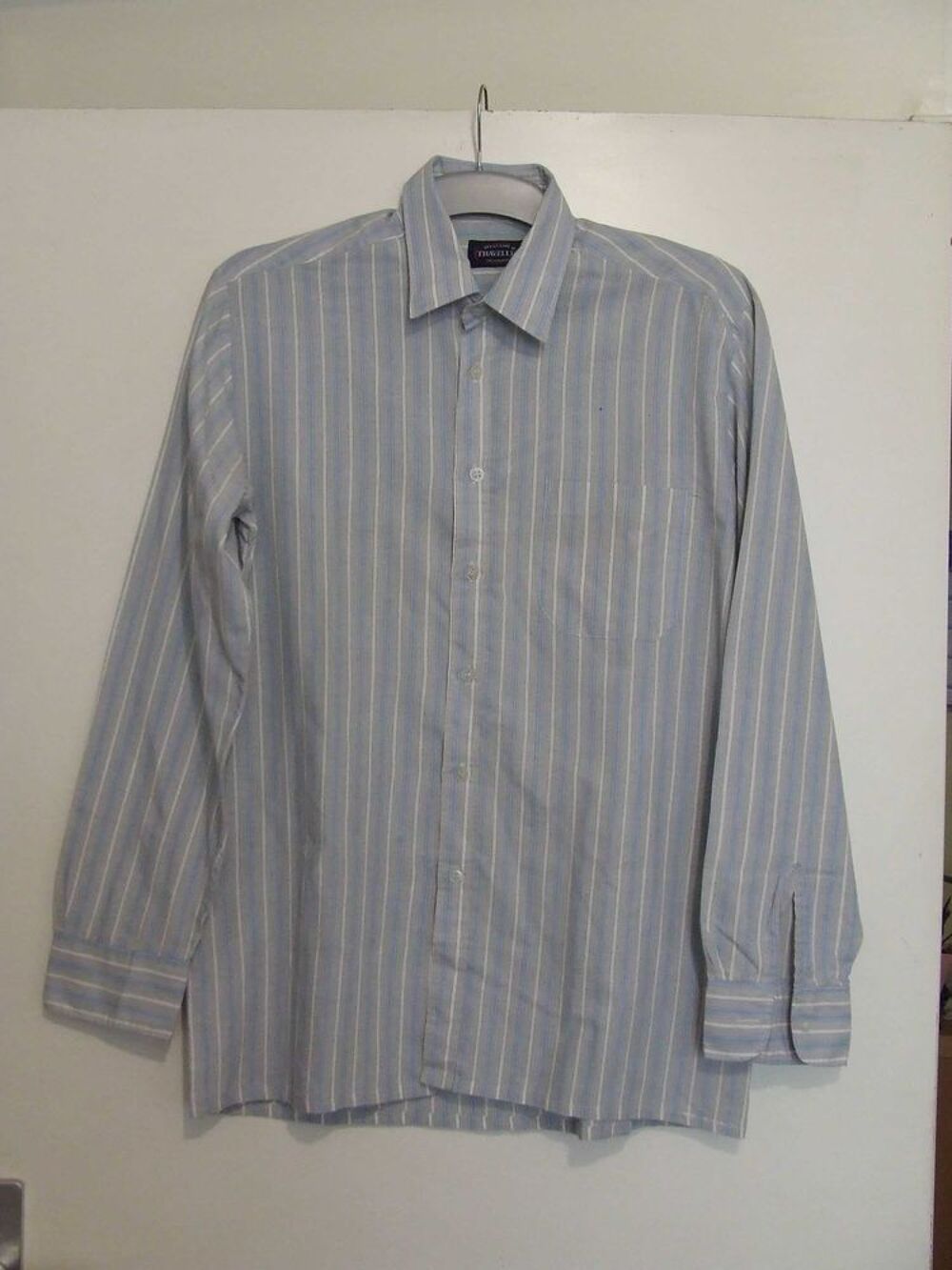 Chemise &agrave; rayures grises et bleues, Tour de cou 38 (S) TBE Vêtements