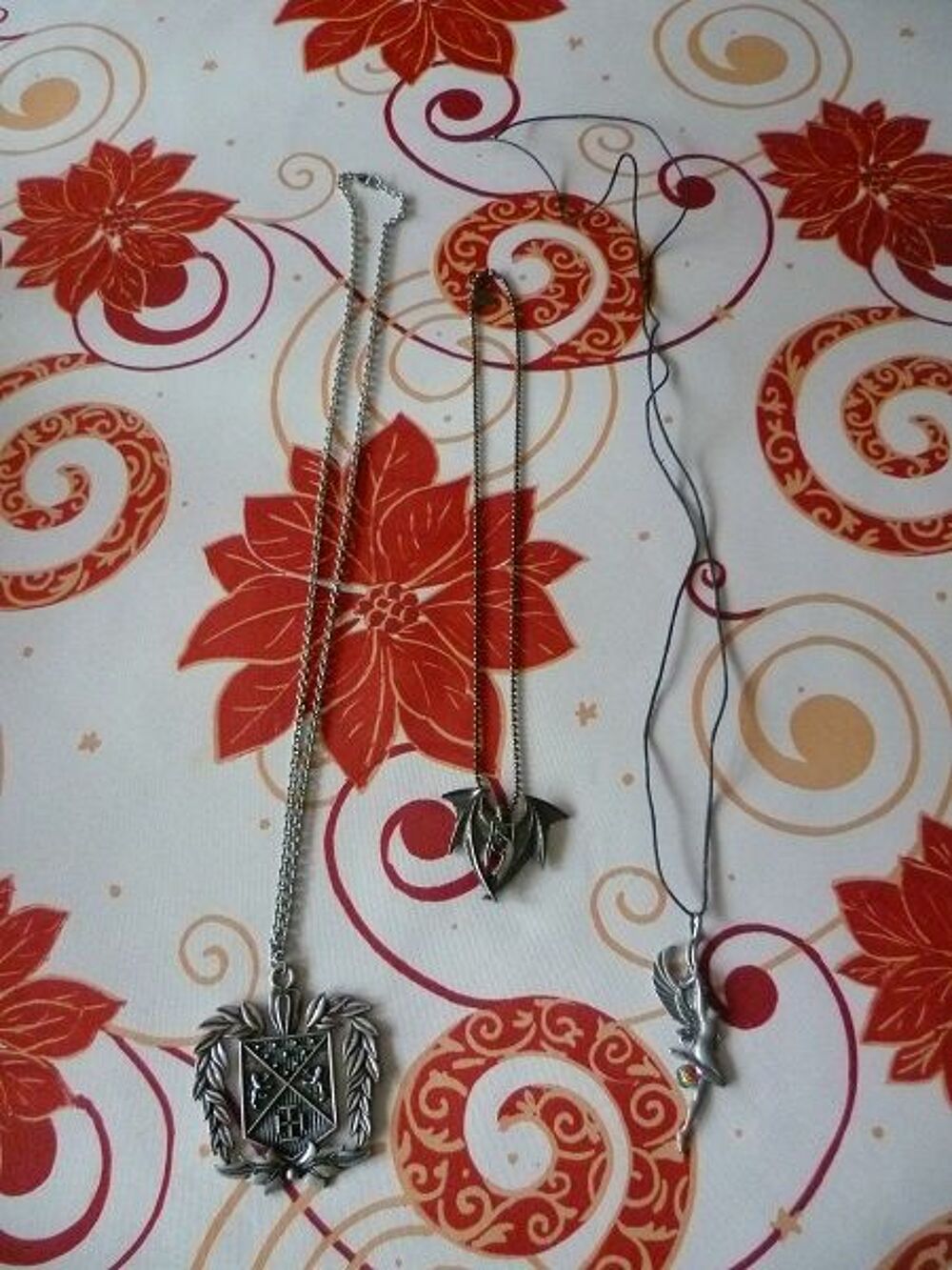 Colliers Gothique Halloween Fee Squelette blason moyen age c Bijoux et montres
