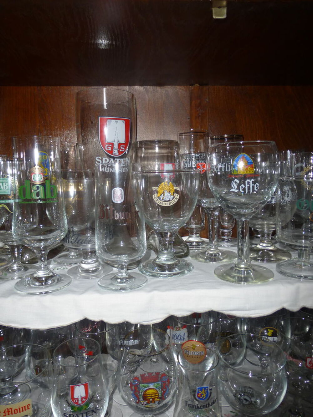 COLLECTION DE VERRES A BIERE PUBLICITAIRE Décoration